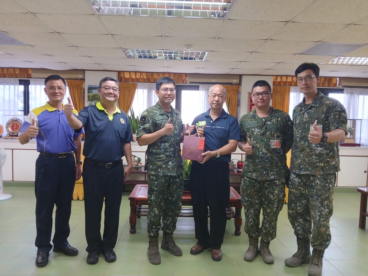 陸軍203旅拜訪佳里榮家 感謝支持全民國防及資源共享