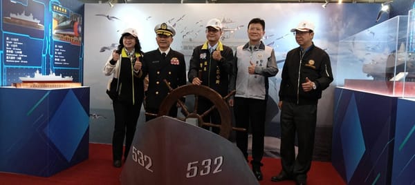 臺南市榮服處志工參訪敦睦艦隊，強化全民國防教育與愛國信念