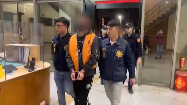 嘉義市警局實施「威力掃蕩臨檢」打擊黑幫所屬詐欺水房及毒品分裝場逮15名犯嫌移送法辦