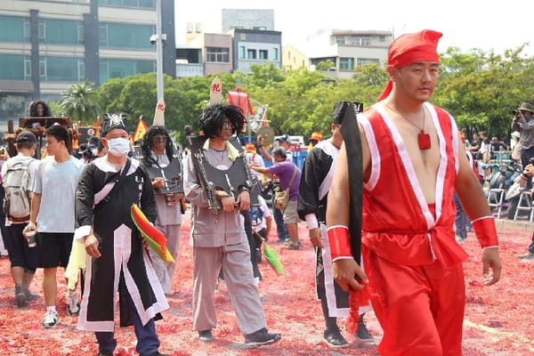 嘉義城隍夜巡盛大登場 泰國旅行業者回訪踩線同「夯枷」驚呼來嘉「泰」好玩