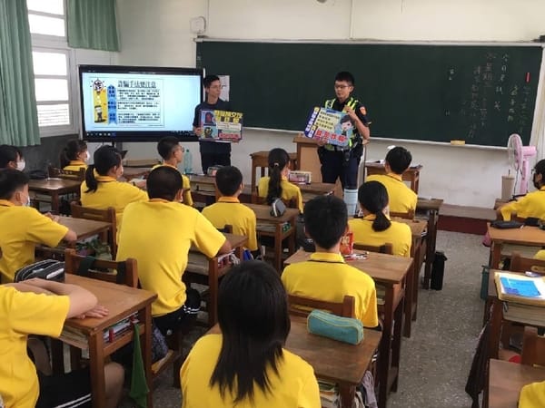 強化學生族群反詐觀念 嘉義縣布袋警進入校園深耕學生防詐宣導