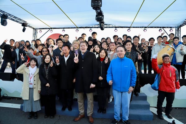2024阿里山日出印象音樂會 日出卻因雲層太厚而未現身 人潮擠爆祝山觀日平台